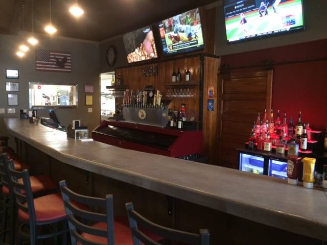 Doghouse Tavern | restaurant | 80874 Main St, Memphis, MI 48041, USA | 8103925116 OR +1 810-392-5116