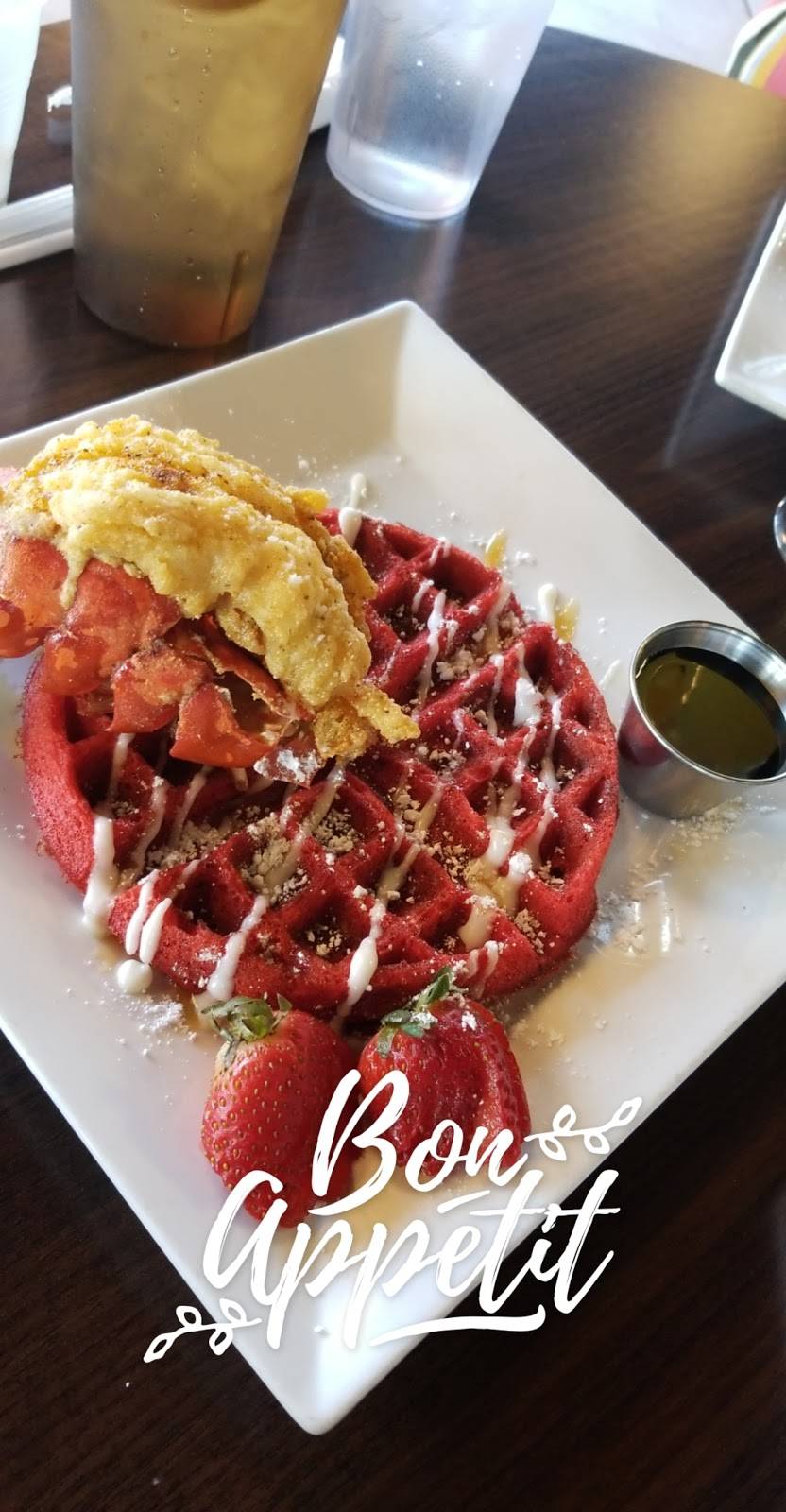 Luxe Restaurant & Lounge | restaurant | 709 E Market St #205, Greensboro, NC 27401, USA | 3366174041 OR +1 336-617-4041