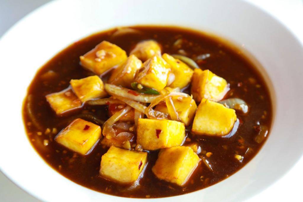 Red Panda | restaurant | 730 Lakeshore Rd E, Mississauga, ON L5G 1J6, Canada | 9059907478 OR +1 905-990-7478