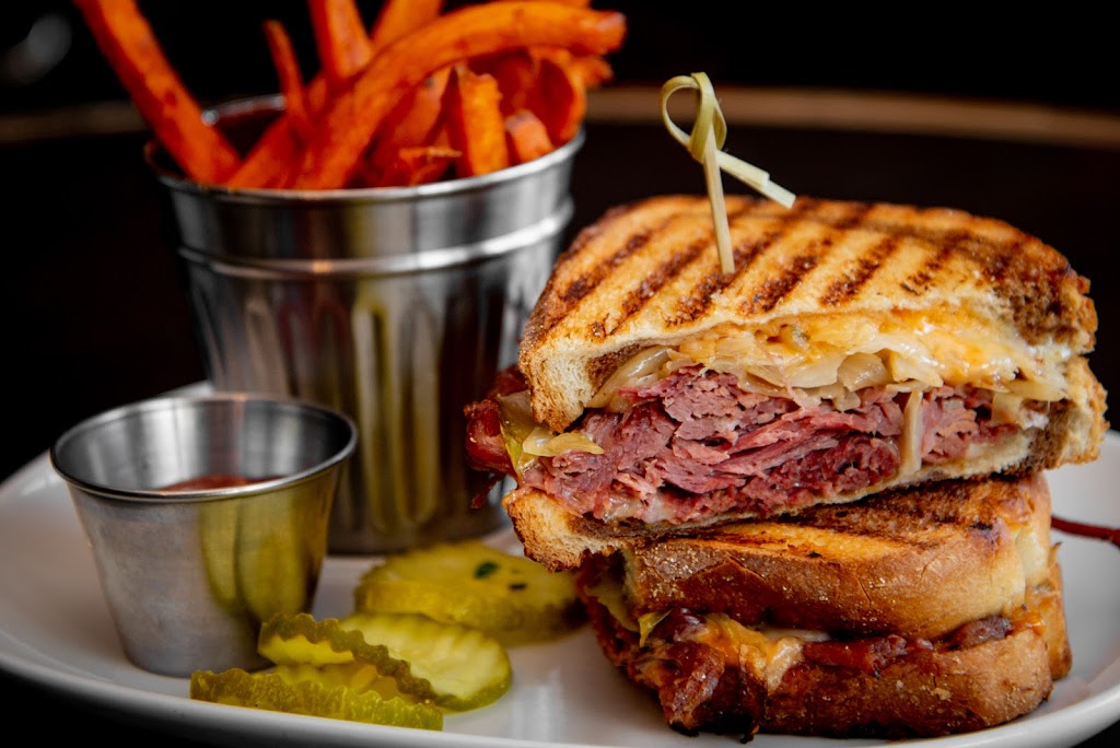 730 Tavern, Kitchen & Patio | restaurant | 730 Massachusetts Ave, Cambridge, MA 02139, USA | 6178688800 OR +1 617-868-8800