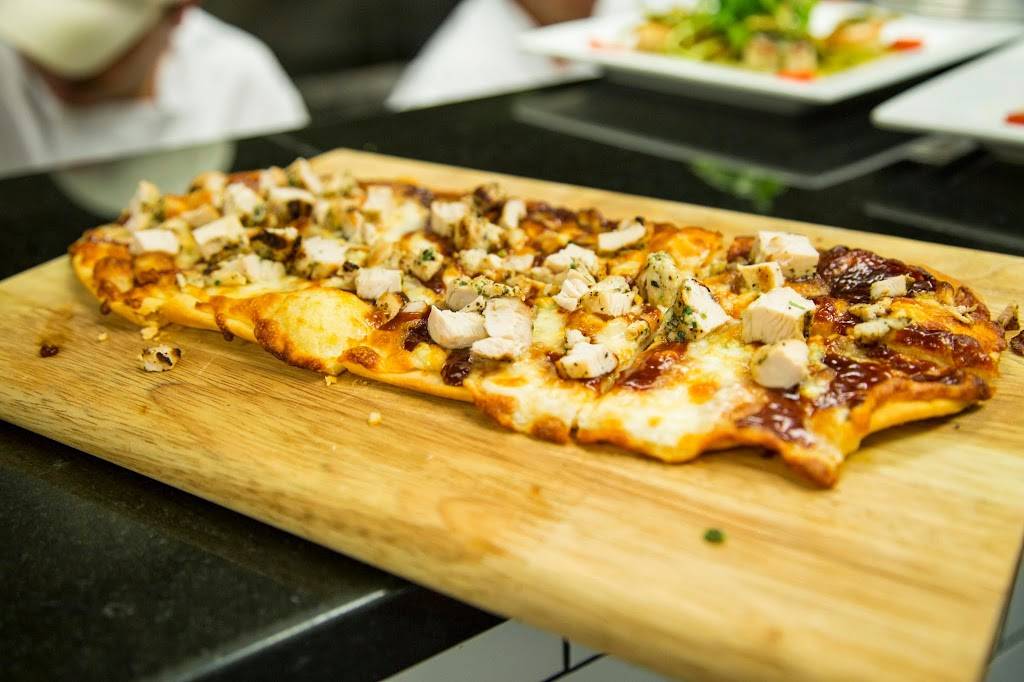 The Reservoir | restaurant | 844 W Montrose Ave, Chicago, IL 60613, USA | 7732754000 OR +1 773-275-4000