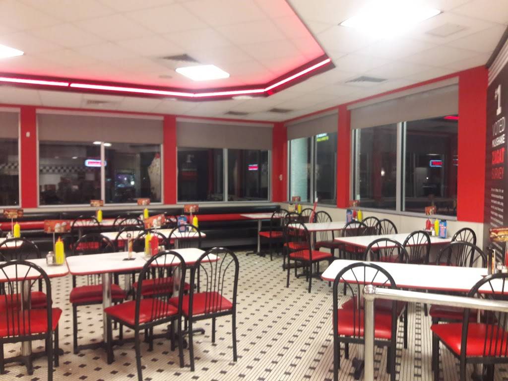 Steak n Shake | restaurant | 7515 North Grand Prairie Drive, Peoria, IL 61615, USA | 3096937529 OR +1 309-693-7529