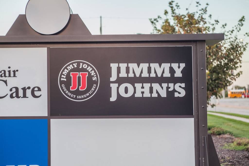 Jimmy Johns | meal delivery | 695 NW Blue Pkwy, Lees Summit, MO 64086, USA | 8163470186 OR +1 816-347-0186