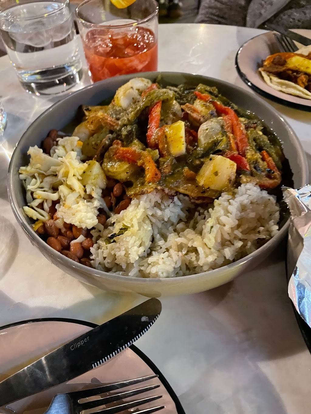 Doña Tola | restaurant | 3751 N Southport Ave, Chicago, IL 60613, USA | 7736612666 OR +1 773-661-2666