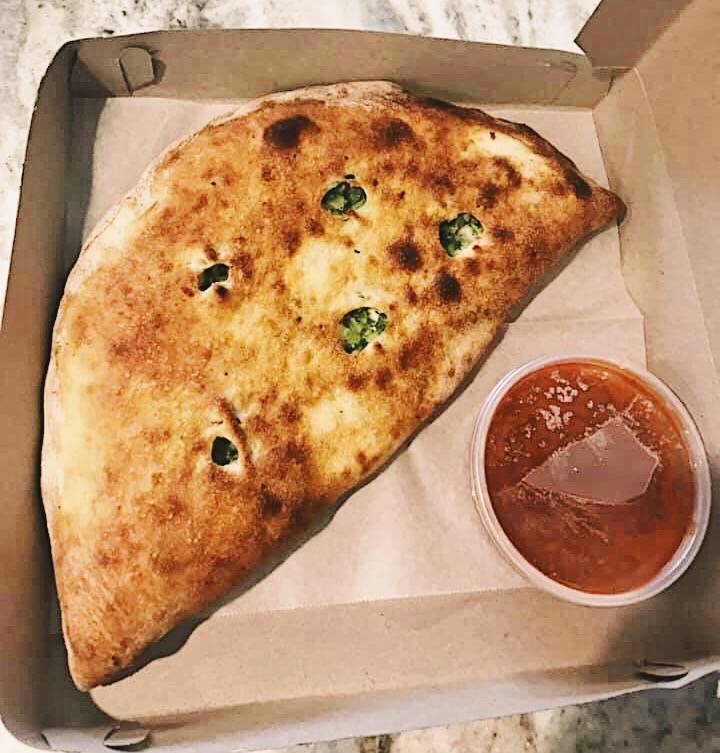 Salty Tomato Pizzeria | meal takeaway | 18 Ocean Ave, West Haven, CT 06516, USA | 2039325353 OR +1 203-932-5353