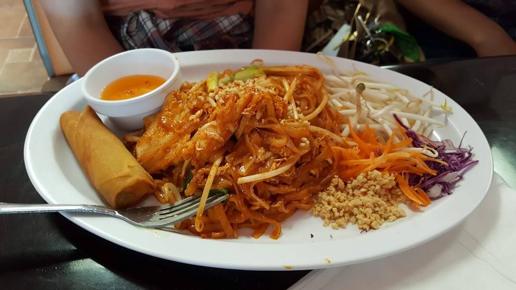 Riverside Thai Kitchen | restaurant | 7755 California Ave, Riverside, CA 92504, USA | 9517296675 OR +1 951-729-6675