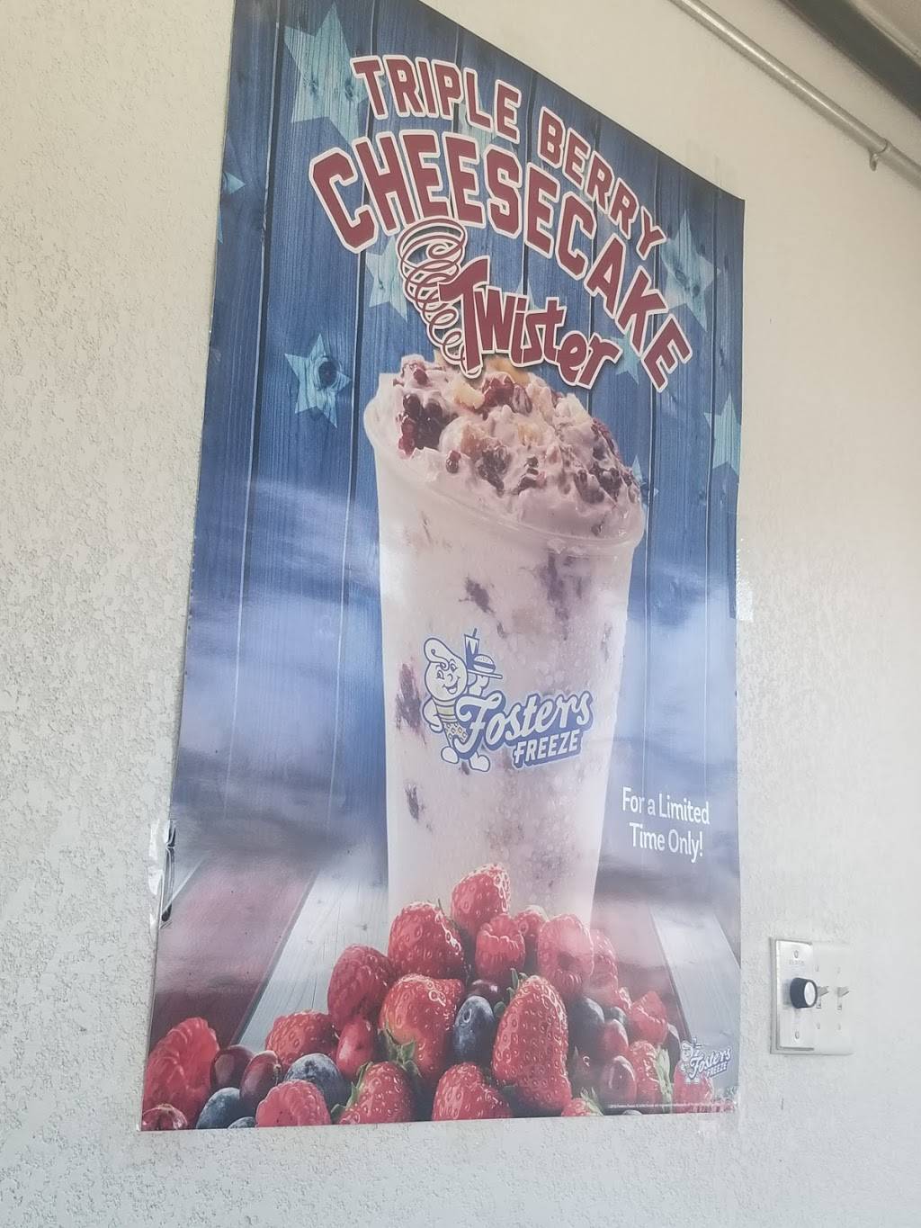 Fosters Freeze | restaurant | 192 S Main St, Porterville, CA 93257, USA | 5597841231 OR +1 559-784-1231