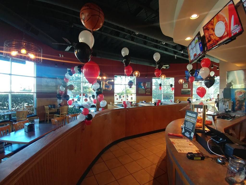 Mountain Mikes Pizza | meal delivery | 2130 Columbus Pkwy, Benicia, CA 94510, USA | 7077467522 OR +1 707-746-7522