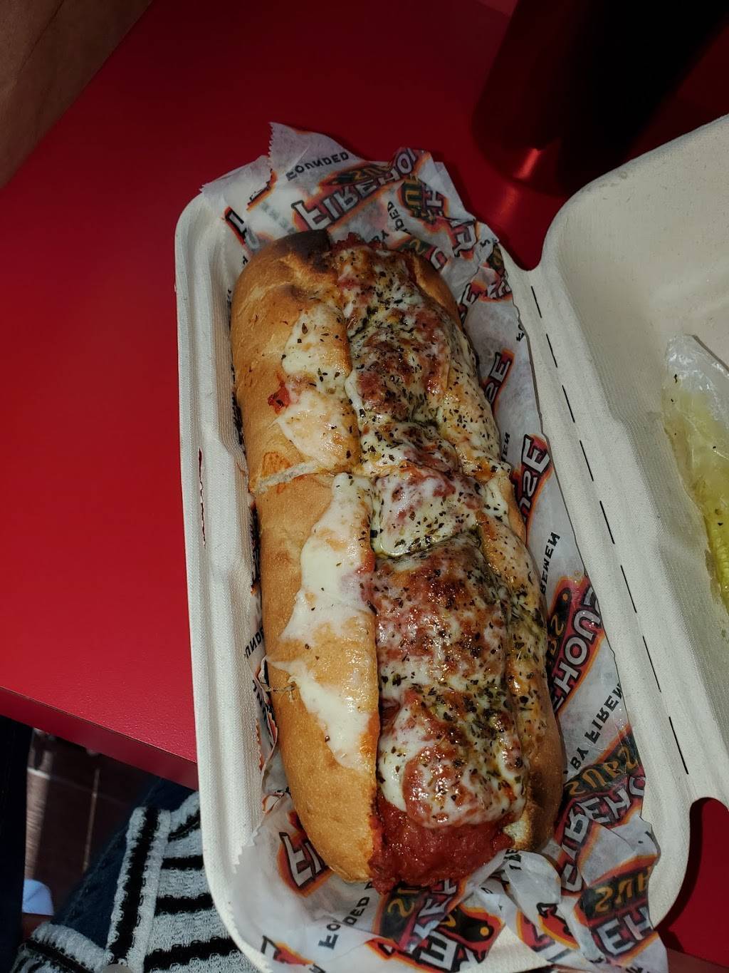 Firehouse Subs | restaurant | 3700 Crocker Dr #130, Sacramento, CA 95818, USA | 9164765530 OR +1 916-476-5530