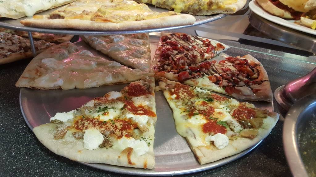 Romeos Ristorante & Pizza | restaurant | 20 Jernee Mill Rd #65, Sayreville, NJ 08872, USA | 7322546252 OR +1 732-254-6252