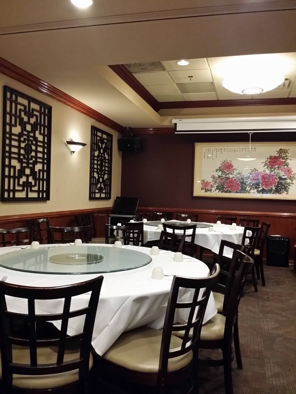Yus Mandarin Restaurant | restaurant | 200 E Golf Rd, Schaumburg, IL 60173, USA | 8478825340 OR +1 847-882-5340
