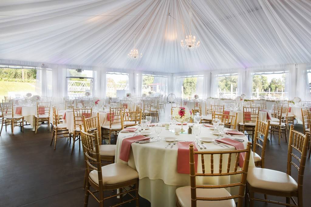 Scotts Seafood on the River | restaurant | 4800 Riverside Blvd, Sacramento, CA 95822, USA | 9163795959 OR +1 916-379-5959