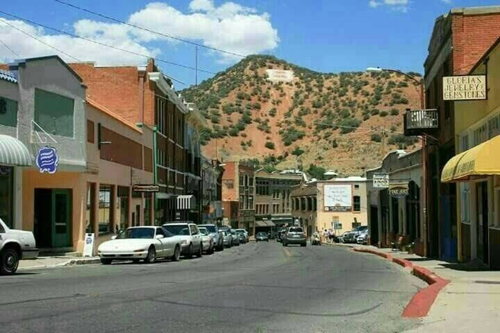 La Chaiteria | restaurant | 1002 W Congress St, Tucson, AZ 85745, USA | 5204007127 OR +1 520-400-7127