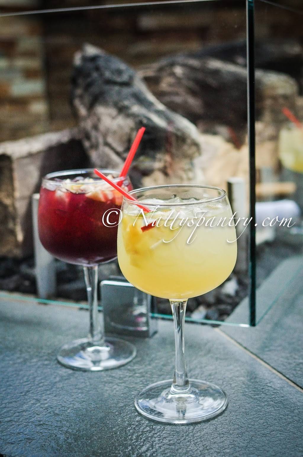 Gejas Cafe | restaurant | 340 W Armitage Ave, Chicago, IL 60614, USA | 7732819101 OR +1 773-281-9101