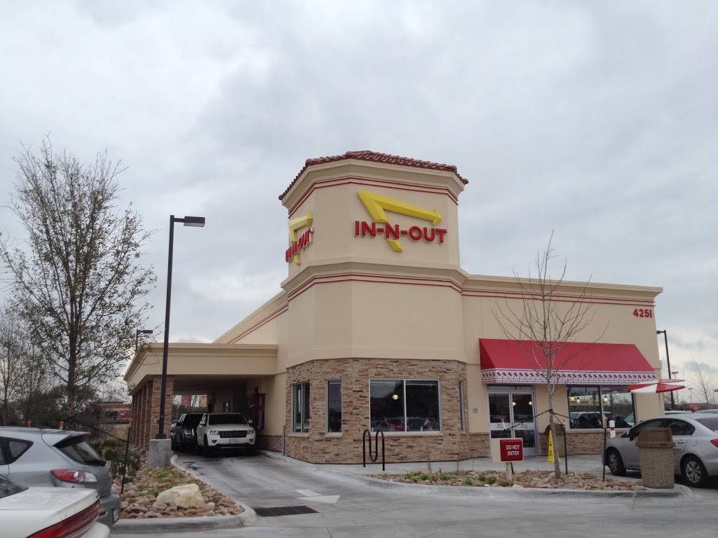 In-N-Out Burger | restaurant | 1437 N Interstate 35, San Marcos, TX 78666, USA | 8007861000 OR +1 800-786-1000