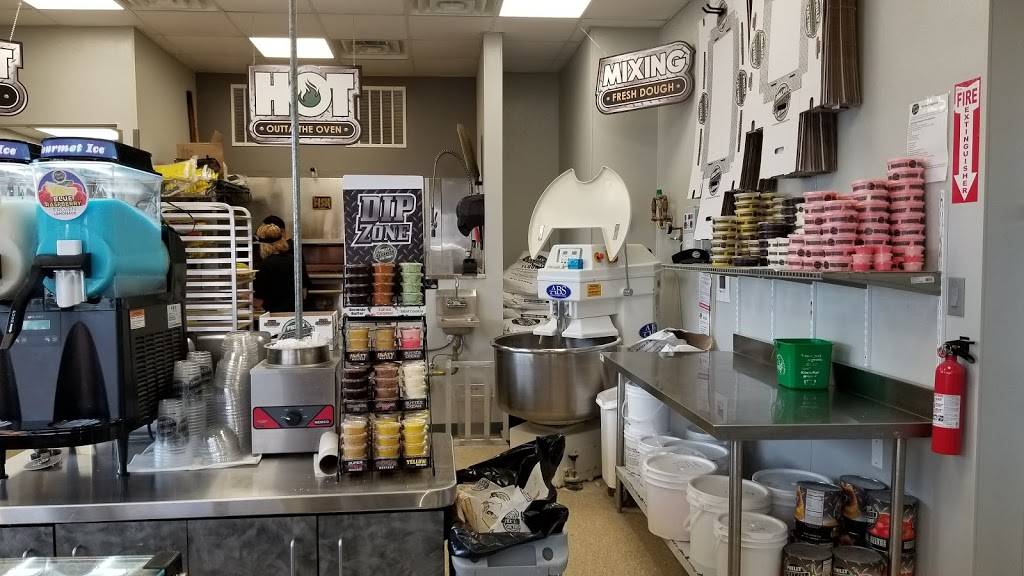 Philly Pretzel Factory | bakery | 197 Franklin Ave, Franklin Square, NY 11010, USA | 5164073300 OR +1 516-407-3300