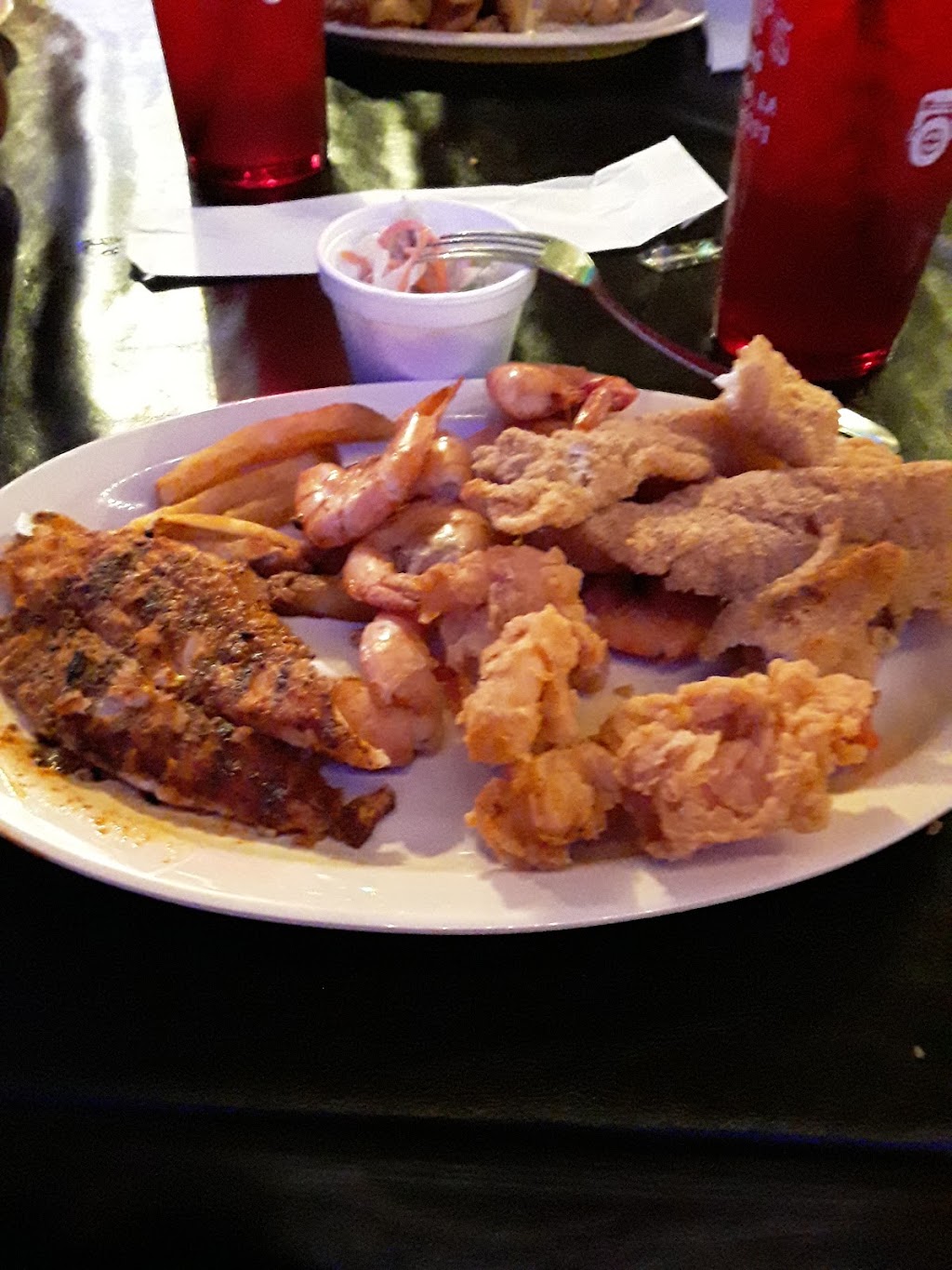 Browns Landing | restaurant | 120 Browns Landing Rd, Winnsboro, LA 71295, USA | 3184355291 OR +1 318-435-5291