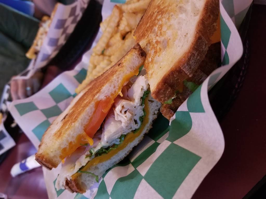 Coachs Corner Pizzeria & Sports Grill | restaurant | 152 Biesterfield Rd, Elk Grove Village, IL 60007, USA | 8479561818 OR +1 847-956-1818