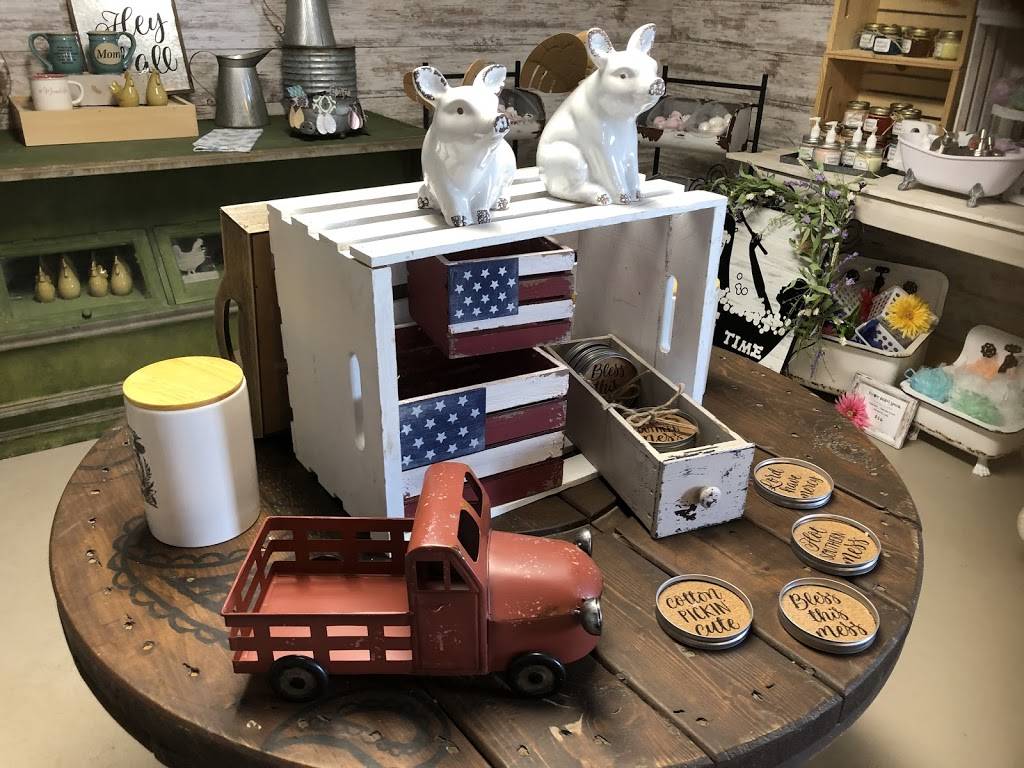 Little Red Shed Country Market | restaurant | 111west, Front St, La Monte, MO 65337, USA | 6606203069 OR +1 660-620-3069