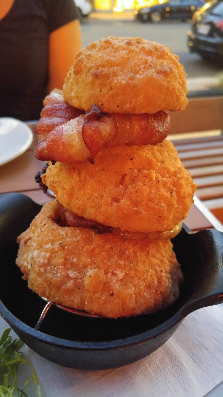 b One Loudoun | restaurant | 20416 Exchange St, Ashburn, VA 20147, USA | 7037232900 OR +1 703-723-2900