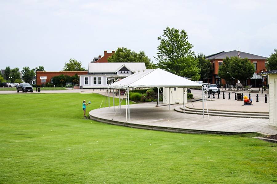 Rock Star Taco | restaurant | 3242-1 Rue Royale, St Charles, MO 63301, USA | 3146806048 OR +1 314-680-6048