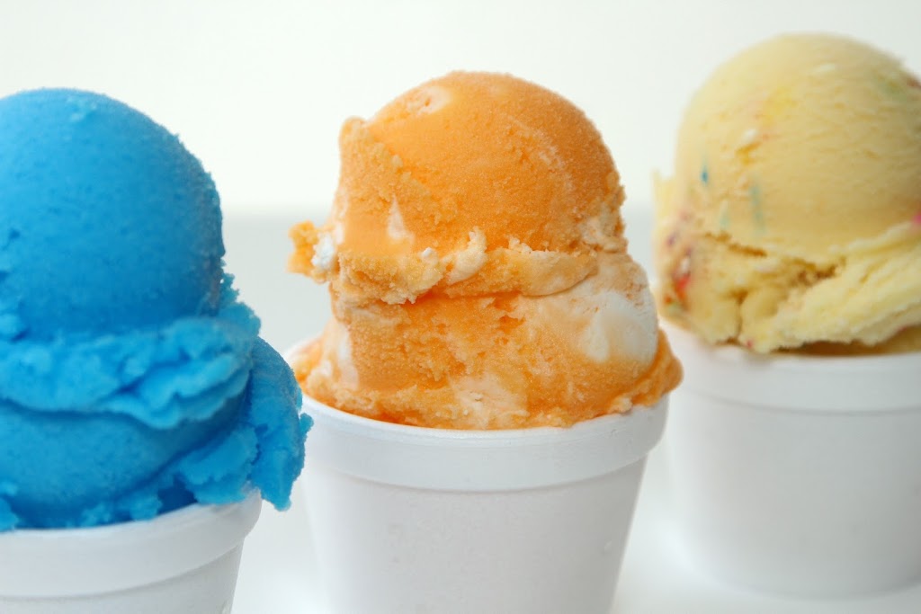 Pumas Italian Ice & Hot Dog Shack | restaurant | 115 E Richardson Ave, Summerville, SC 29483, USA | 8436317304 OR +1 843-631-7304