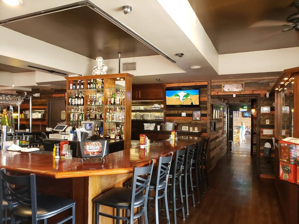 Tillies Tavern & Grill | restaurant | 31 E Magnolia Ave, Eustis, FL 32726, USA | 3526027929 OR +1 352-602-7929