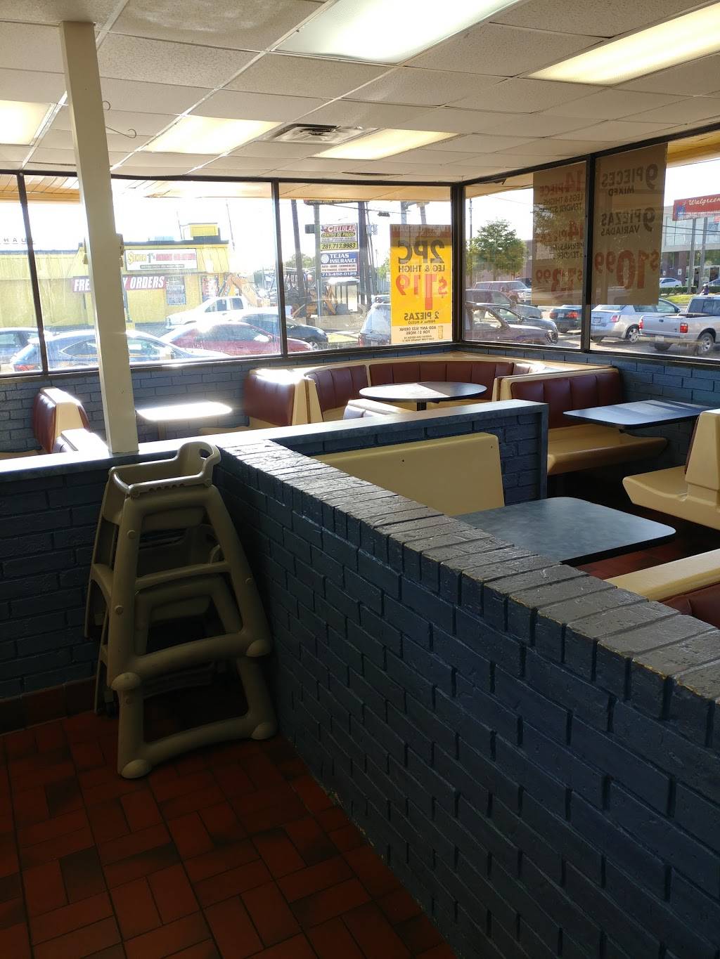 Churchs Chicken | restaurant | 6962 T C Jester Blvd, Houston, TX 77091, USA | 7132637755 OR +1 713-263-7755