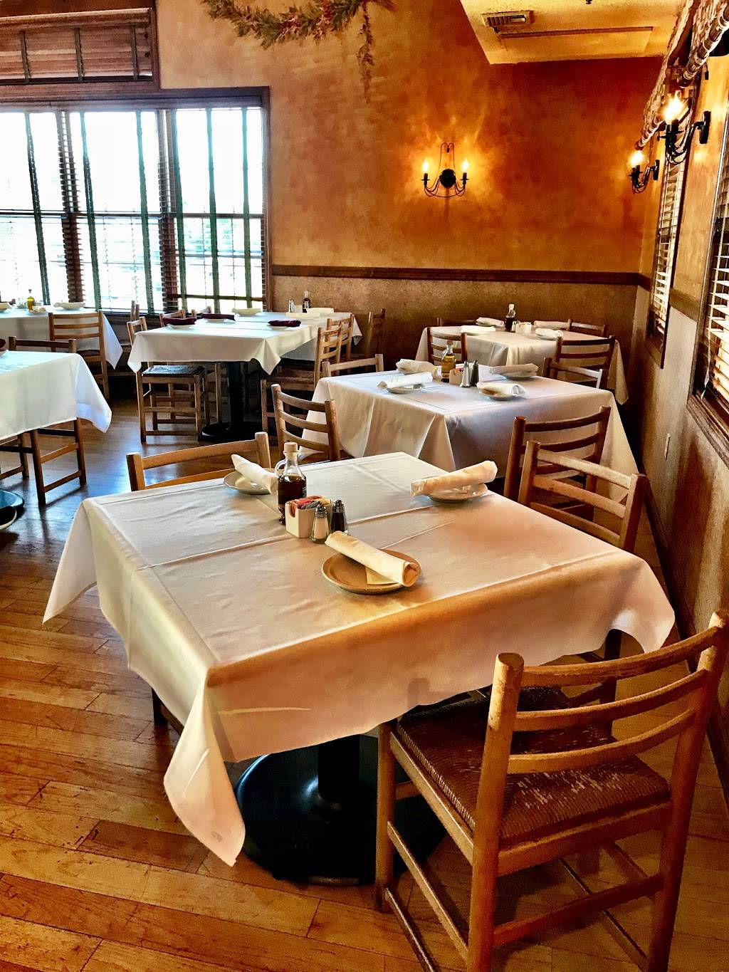 Gusto Trattoria Italian Restaurant | restaurant | 255 Boston Post Rd, Milford, CT 06460, USA | 2038767464 OR +1 203-876-7464