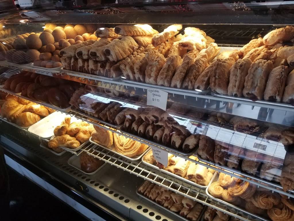 Las Delicias Bakery | bakery | 1801 College Point Blvd, Flushing, NY 11356, USA | 7184604911 OR +1 718-460-4911
