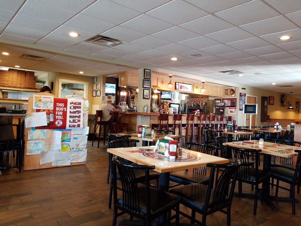 Pats Pizza Machias | restaurant | 168 Main St, Machias, ME 04654, USA | 2072558111 OR +1 207-255-8111