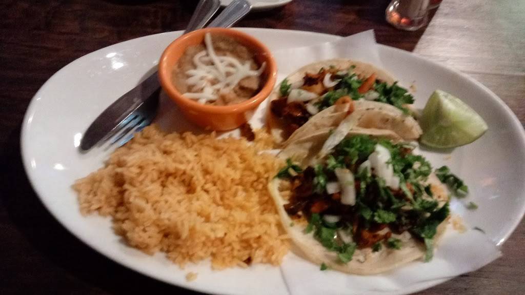 Que Onda Cantina Highland Creek | restaurant | 13016 Eastfield Rd b300, Huntersville, NC 28078, USA | 7049478900 OR +1 704-947-8900