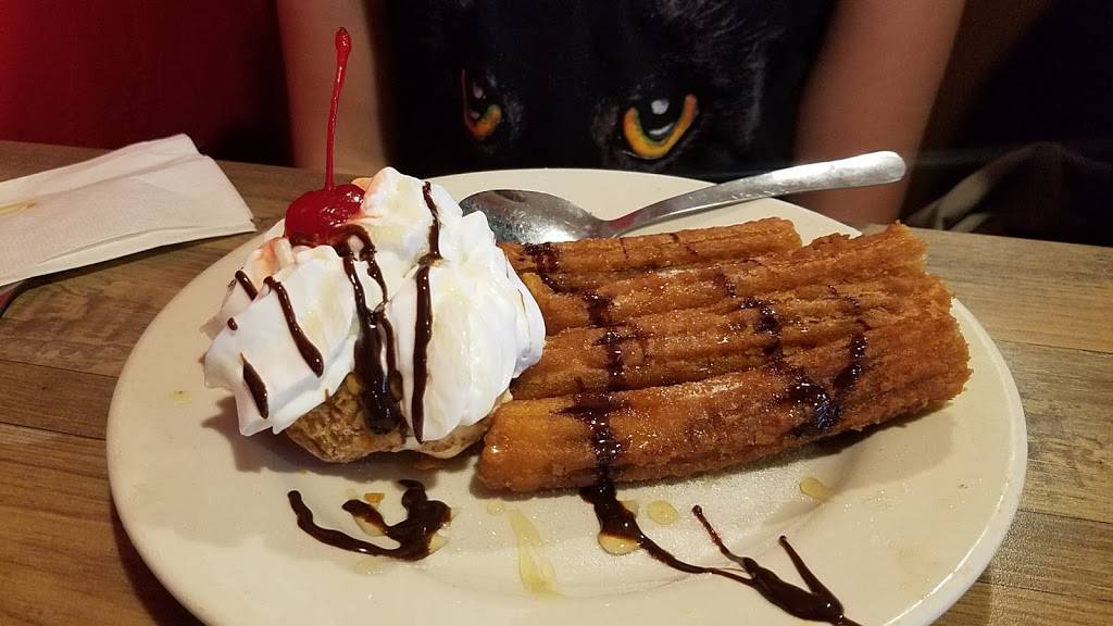 La Cantina | restaurant | 620 Nygaard St, Stoughton, WI 53589, USA | 6084001266 OR +1 608-400-1266