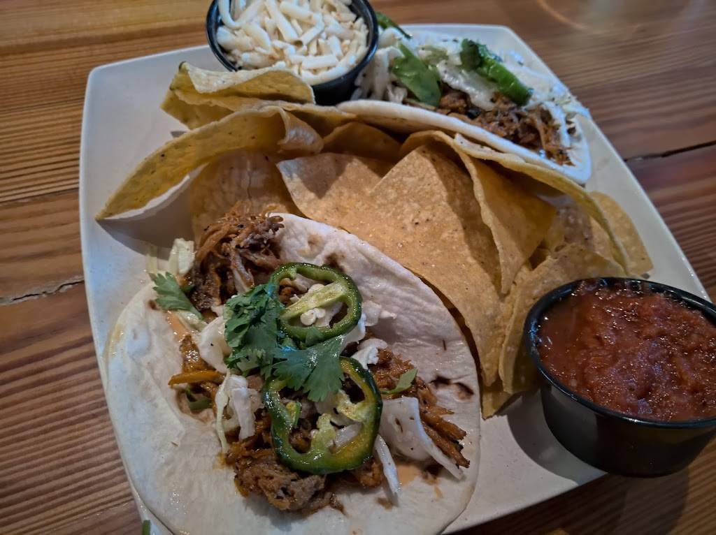 Core Brewing Company, XNA | restaurant | 1 Airport Blvd, Bentonville, AR 72712, USA | 4793202533 OR +1 479-320-2533