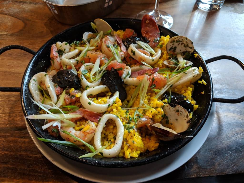 Cervéjaria | restaurant | 540 Rue DAvaugour Suite 1600, Boucherville, QC J4B 0G6, Canada | 4509063444 OR +1 450-906-3444