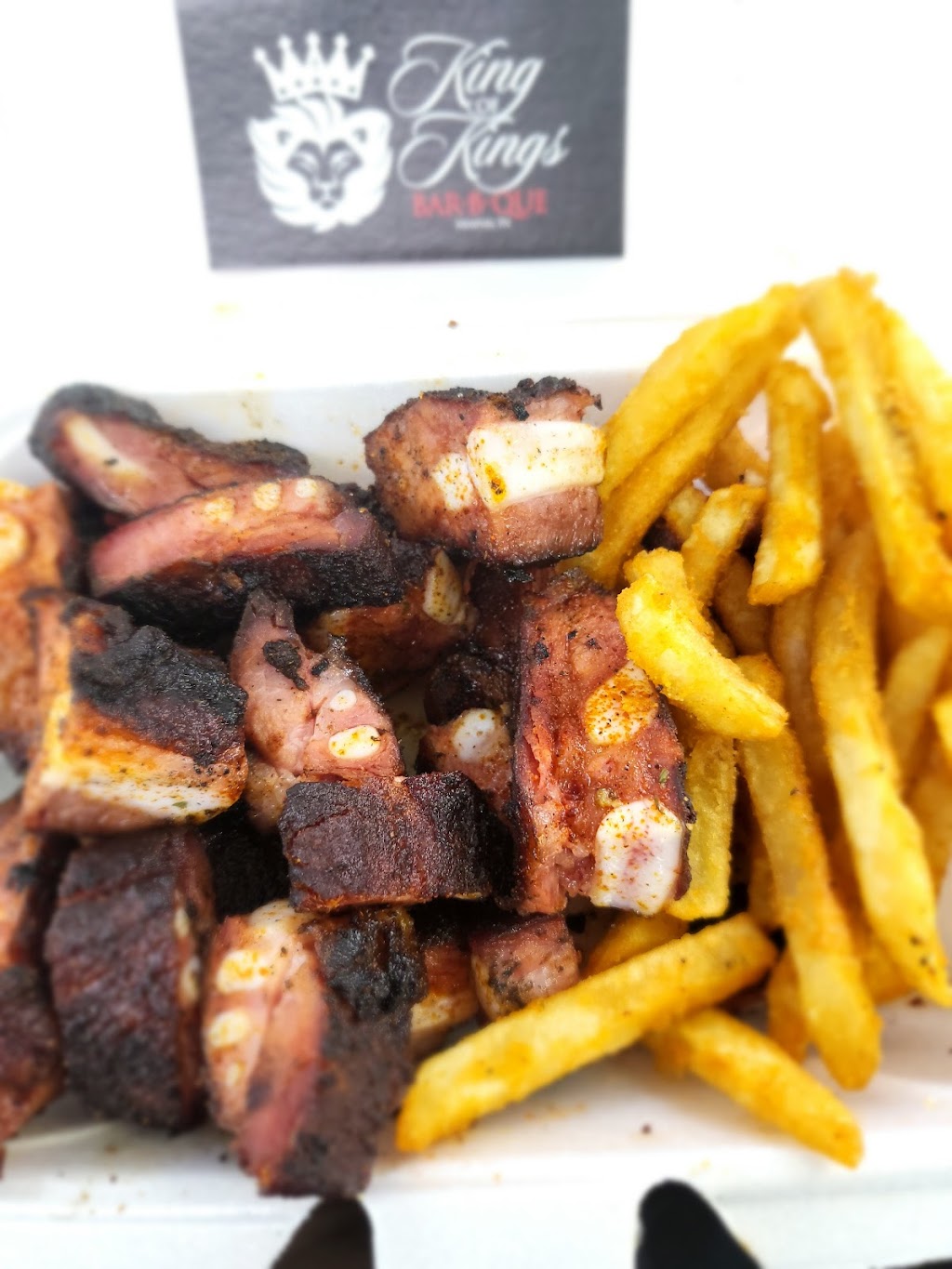 King of Kings Bar-B-Que | restaurant | 3001 Covington Pike, Memphis, TN 38128, USA | 9013386732 OR +1 901-338-6732