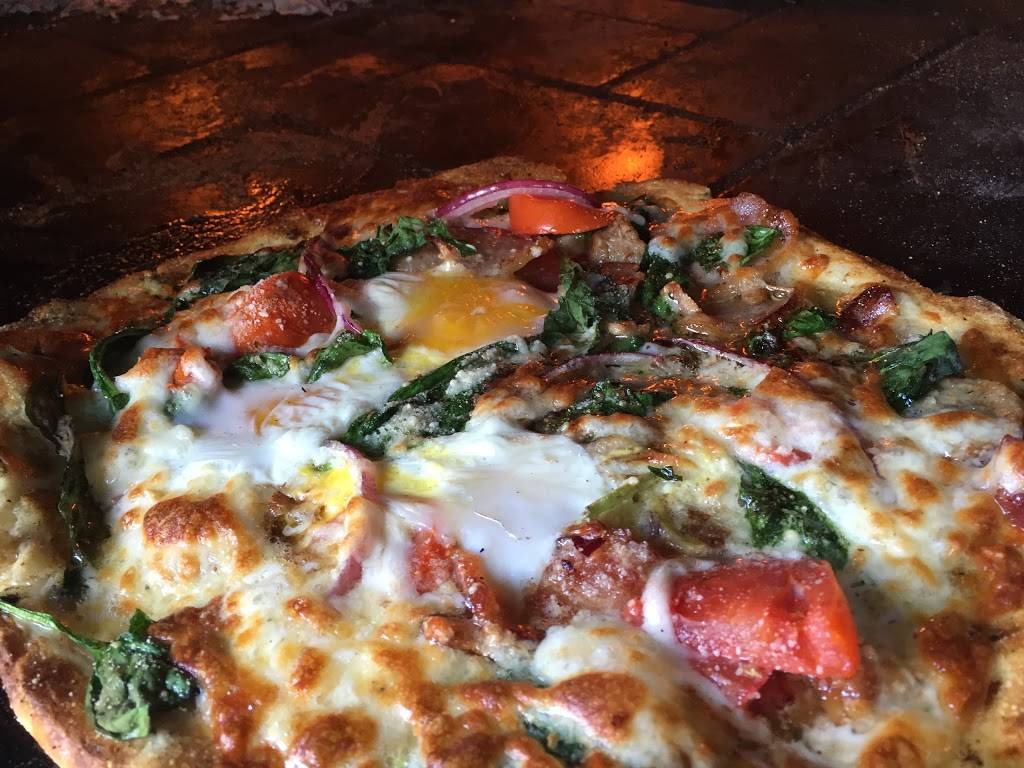 Dominics NY pizza | restaurant | 3300 Marjan Dr #120, Atlanta, GA 30340, USA | 4046834195 OR +1 404-683-4195