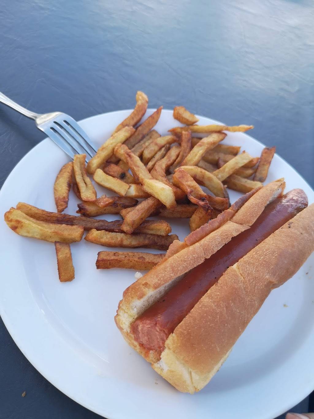 Le Hook, Resto Bar | restaurant | 1220 Rue de Neuville, Gatineau, QC J8M 2E7, Canada | 8199865555 OR +1 819-986-5555