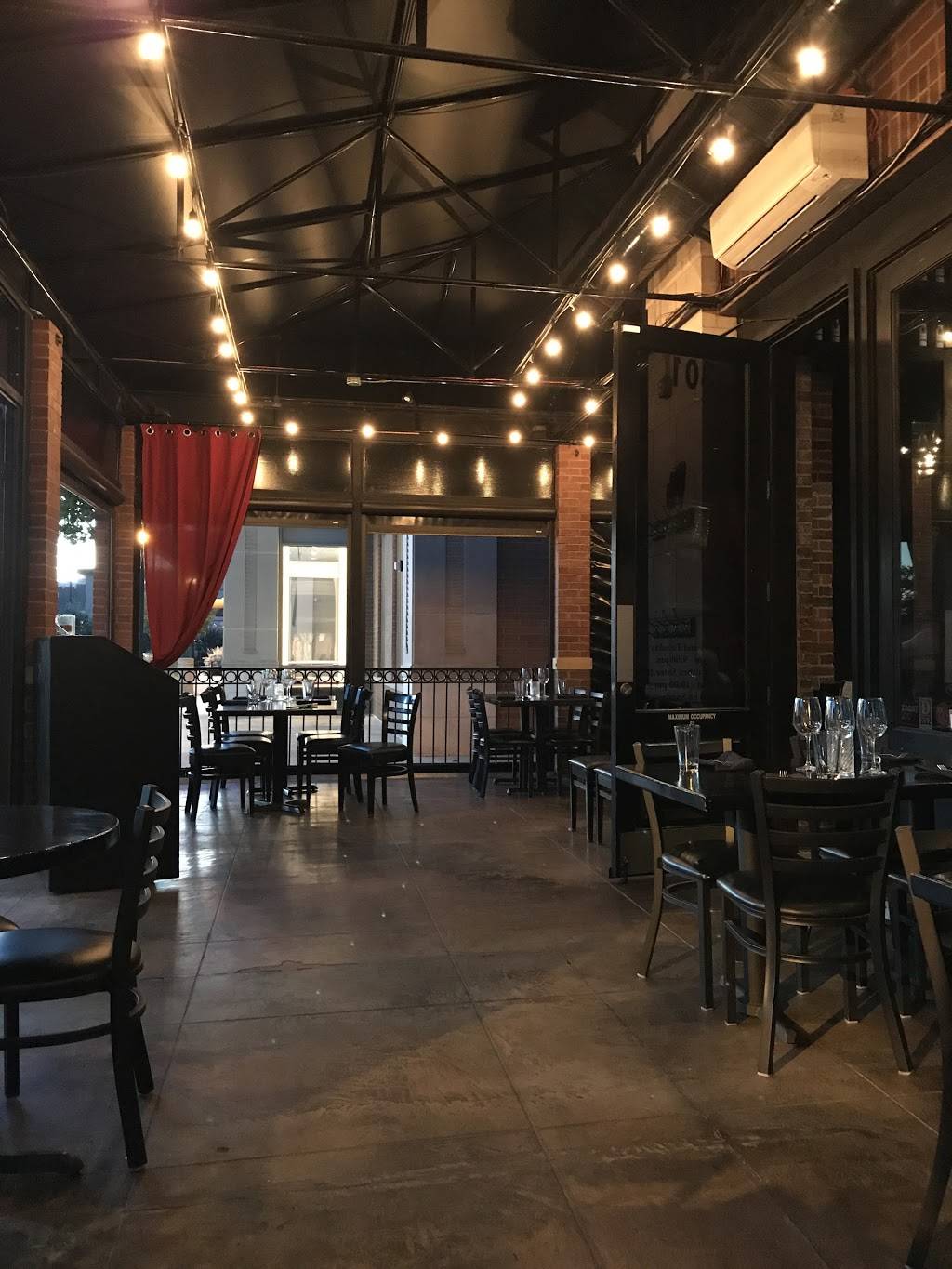 Coal Vines | restaurant | 1251 E Southlake Blvd #301, Southlake, TX 76092, USA | 8173100850 OR +1 817-310-0850