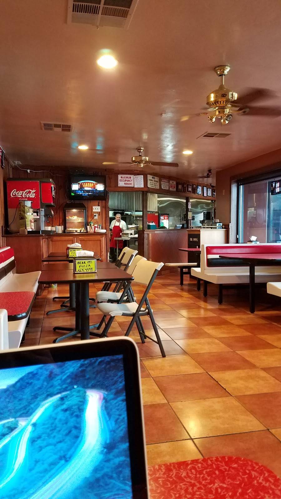 Bear Mountain Pizza | restaurant | 393 Bear Mountain Blvd, Arvin, CA 93203, USA | 6618544494 OR +1 661-854-4494