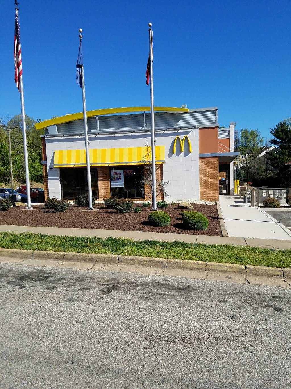 McDonalds | cafe | 1480 Old Bridge Rd, Woodbridge, VA 22192, USA | 7034917590 OR +1 703-491-7590