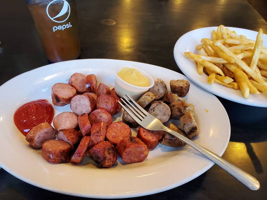 E.L.F. Grill | restaurant | 102 8th St, Dacono, CO 80514, USA | 7203795690 OR +1 720-379-5690