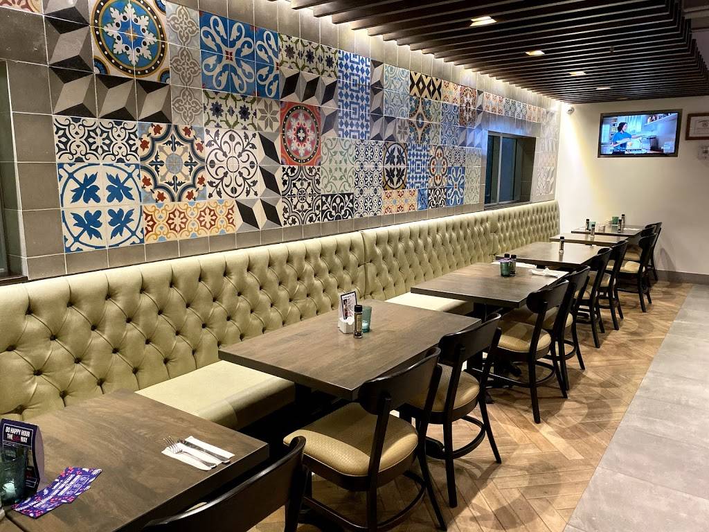 Latin Cafe 2000 - Brickell | restaurant | 1053 Brickell Plaza, Miami, FL 33131, USA | 3056461400 OR +1 305-646-1400