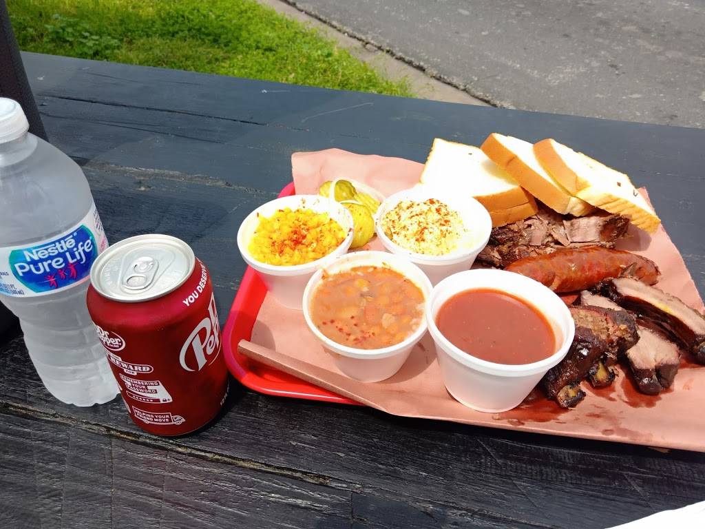 Big Vinnys BBQ | restaurant | 1800 S Congress Ave, Austin, TX 78704, USA | 5124702040 OR +1 512-470-2040