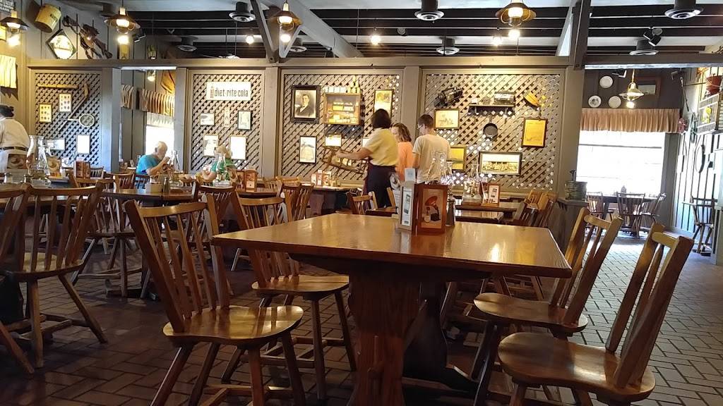 Cracker Barrel Old Country Store | restaurant | 1839 S Roane St, Harriman, TN 37748, USA | 8658821442 OR +1 865-882-1442