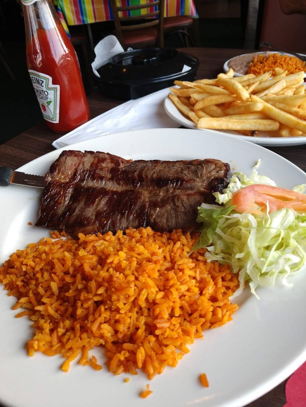 La Fiesta Azteca | restaurant | 12640 S Pulaski Rd, Alsip, IL 60803, USA | 7083853615 OR +1 708-385-3615