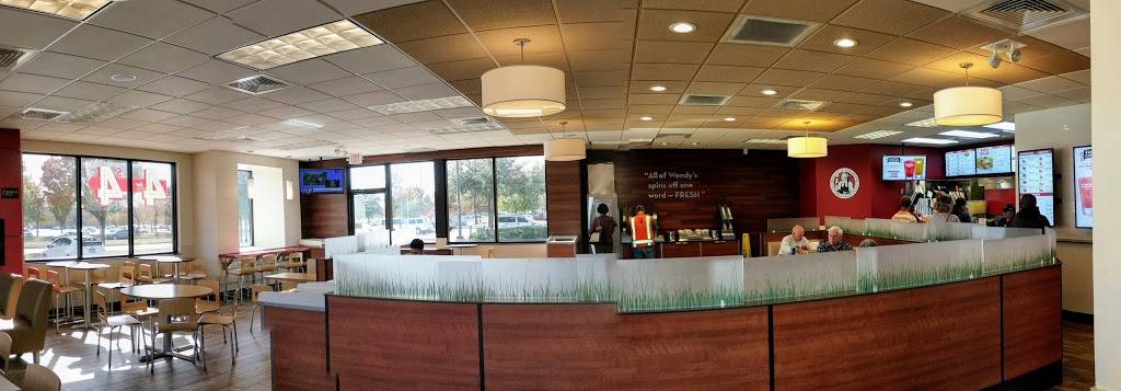 Wendys | restaurant | 5235 N Garland Ave, Garland, TX 75040, USA | 9728657721 OR +1 972-865-7721