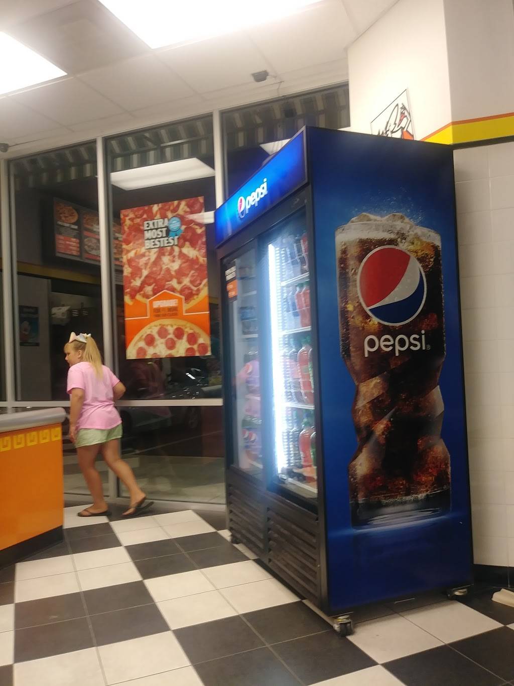 Little Caesars Pizza | meal delivery | 381 Gateway Dr suite 1, Winchester, VA 22603, USA | 5406675151 OR +1 540-667-5151