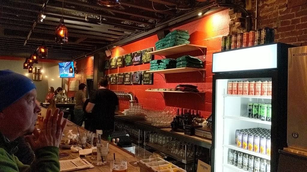 Town Tap by Conshohocken Brewing Co. | restaurant | 13 W Benedict Ave, Havertown, PA 19083, USA | 4844525198 OR +1 484-452-5198