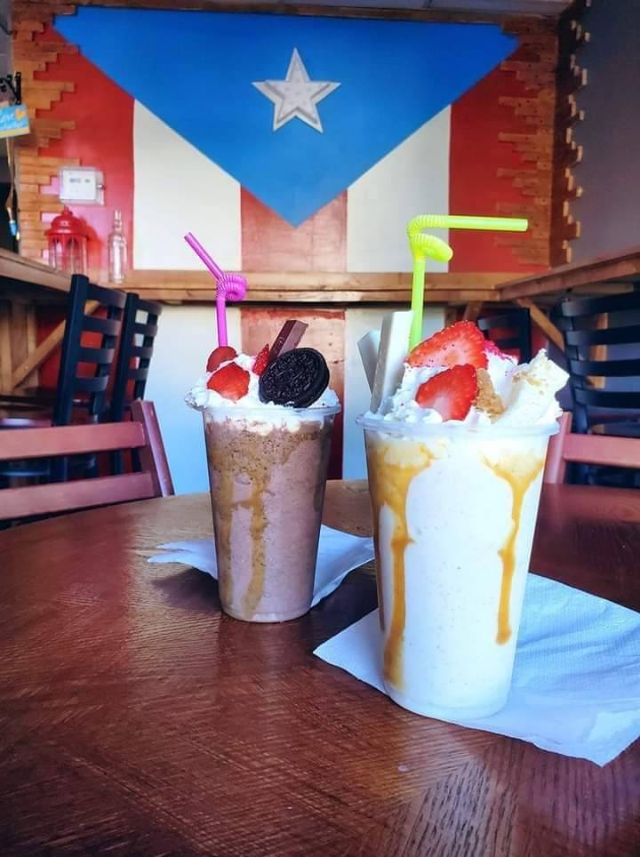 La Casa Del Frappé | restaurant | 1518 Long Ave, Lorain, OH 44052, USA | 4405297232 OR +1 440-529-7232